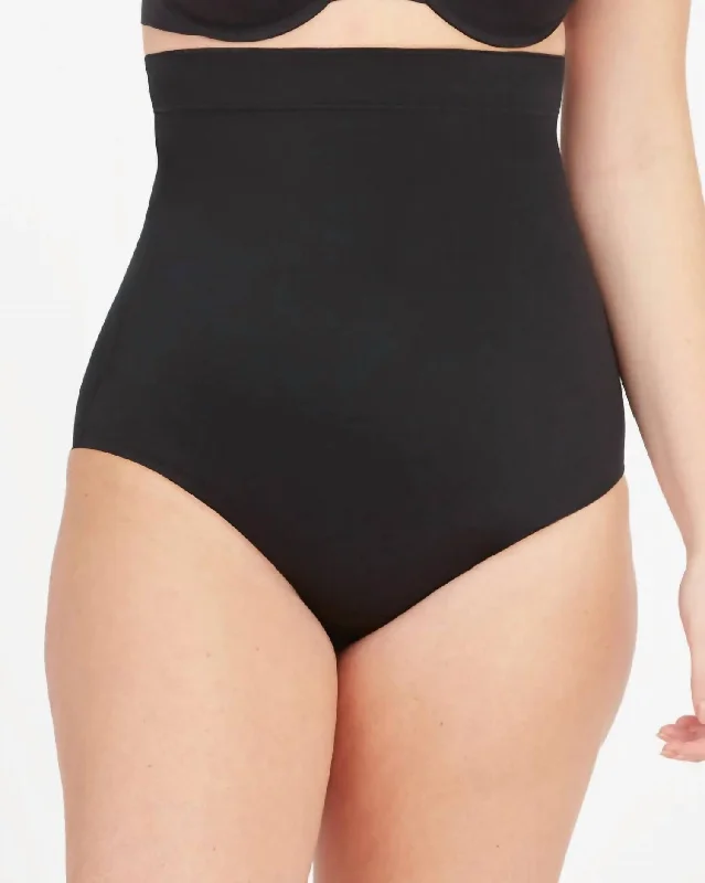 low - rise women briefs for a trendy and youthful lookSuit Your Fancy High-Waisted Brief In Very Black