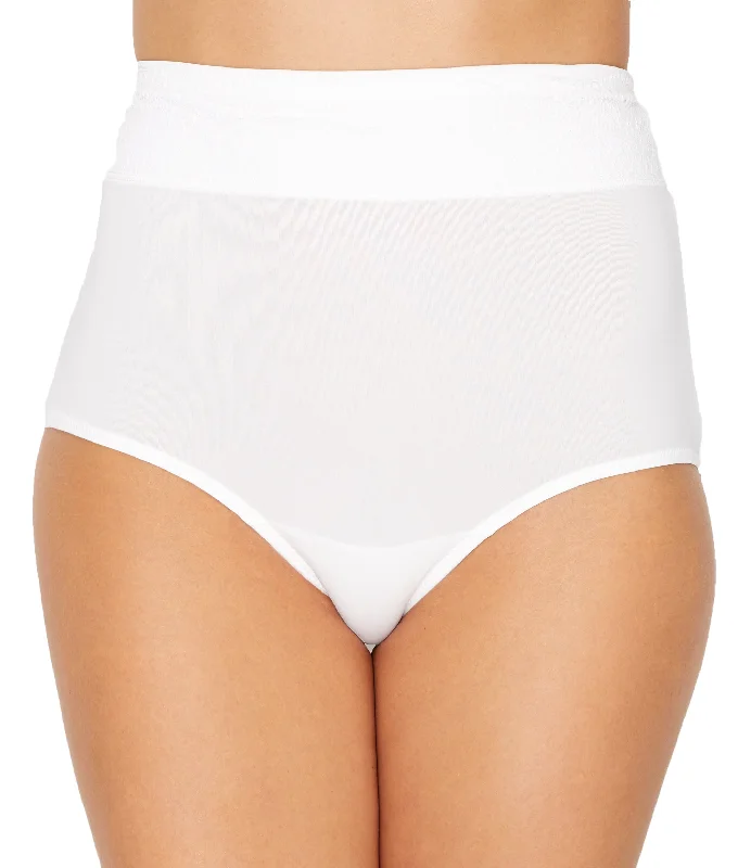 seamless women briefs for a no - show look under leggingsWarner's Women's No Pinching. No Problems. Microfiber Brief