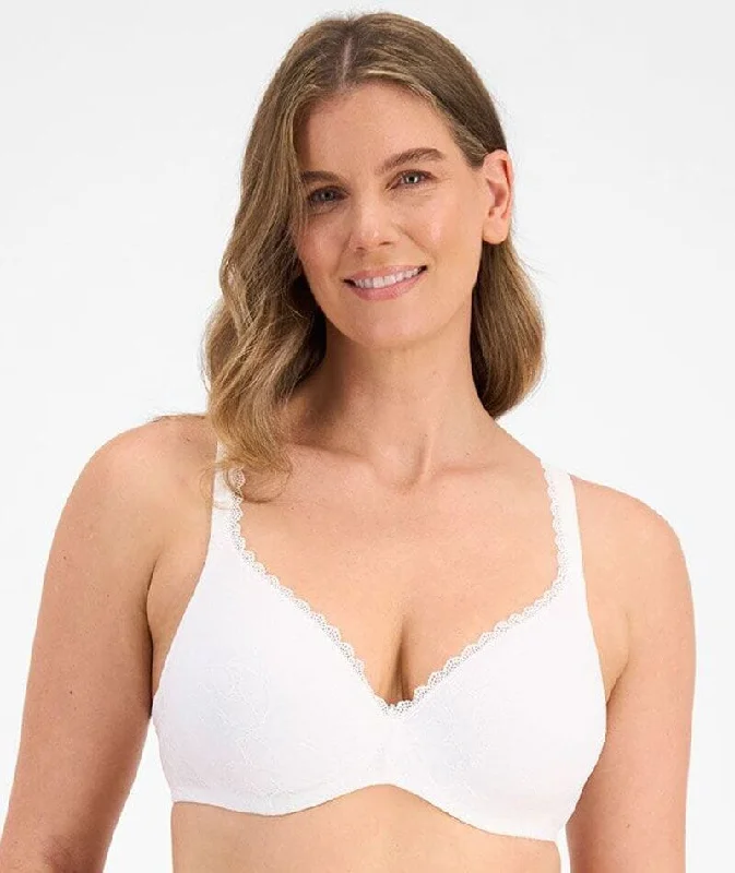 seamless wireless bras for everyday comfortBerlei Barely There Lace Bra - White